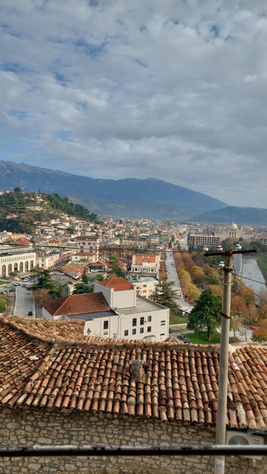 Ferienwohnung Hava Baci Berat Exterior foto