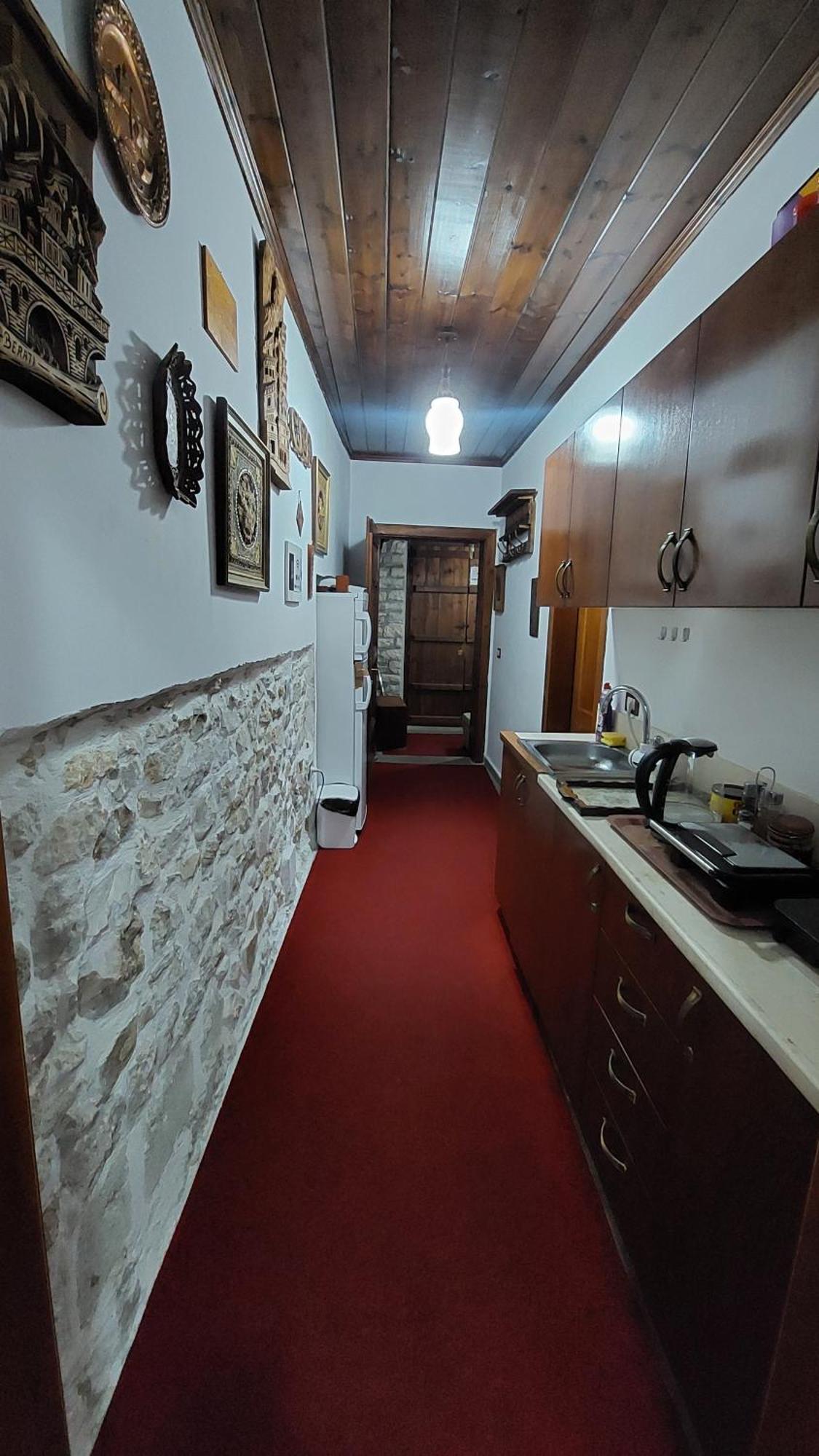 Ferienwohnung Hava Baci Berat Exterior foto